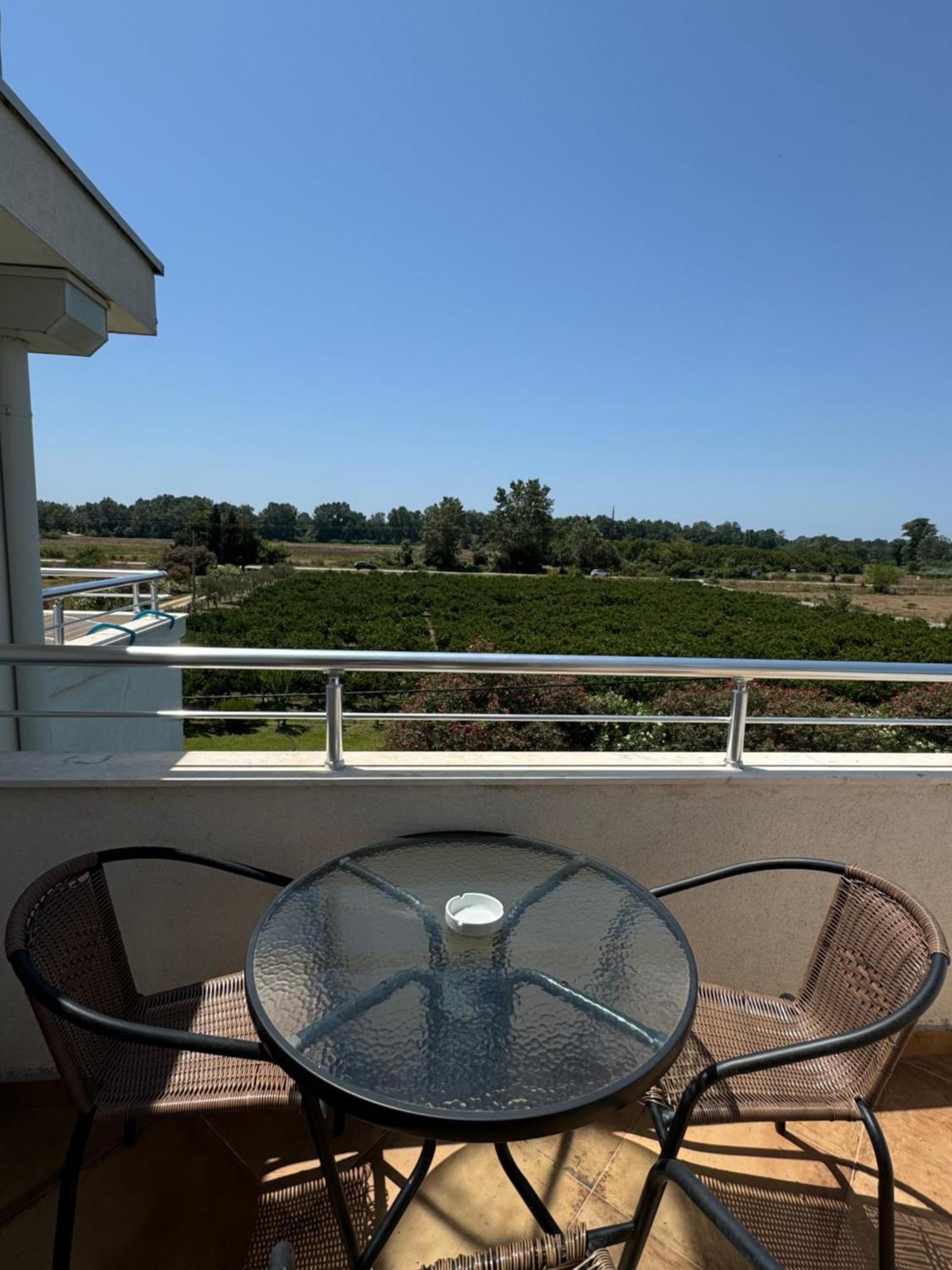 Sunrise House Apartments Ulcinj Buitenkant foto
