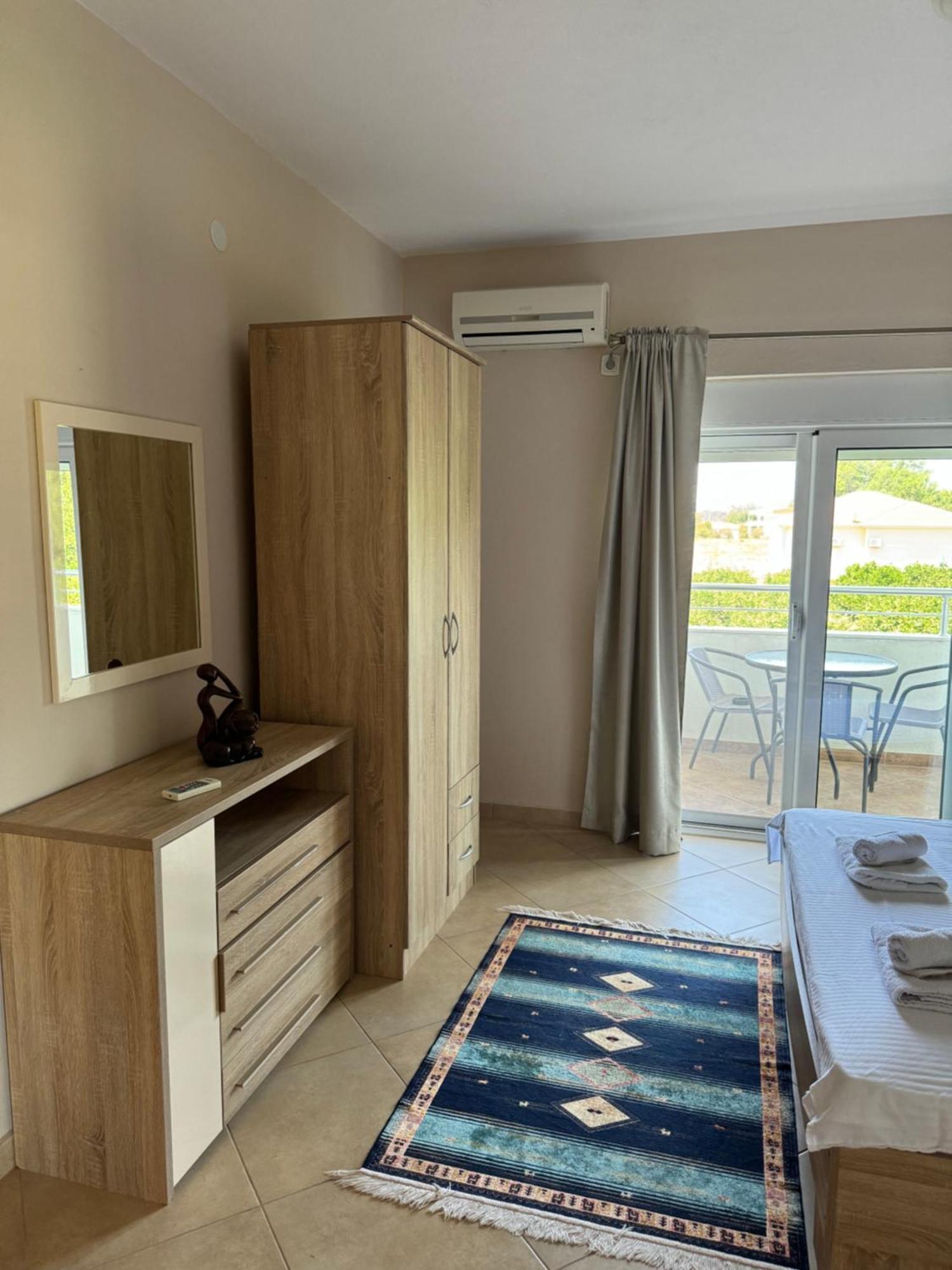 Sunrise House Apartments Ulcinj Buitenkant foto