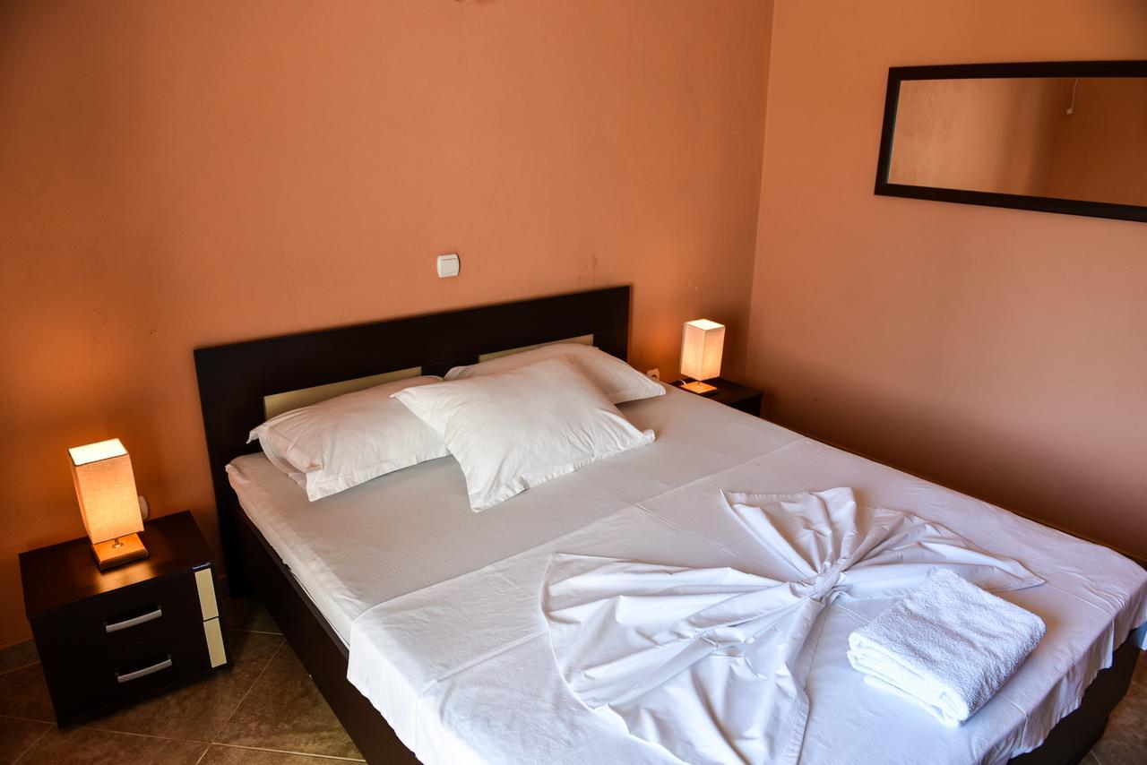 Sunrise House Apartments Ulcinj Buitenkant foto