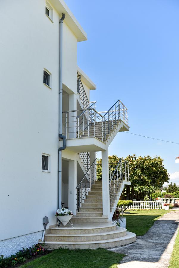 Sunrise House Apartments Ulcinj Buitenkant foto