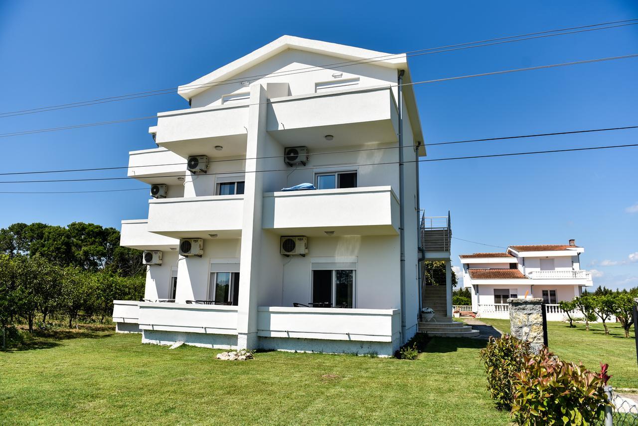 Sunrise House Apartments Ulcinj Buitenkant foto