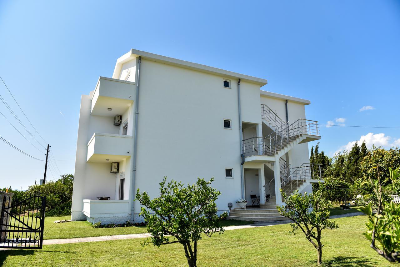 Sunrise House Apartments Ulcinj Buitenkant foto